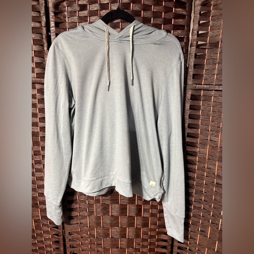 Vuori Halo Essential Hoodie
Womens Pullover Stretch
Soft Blue VW226 Size XL